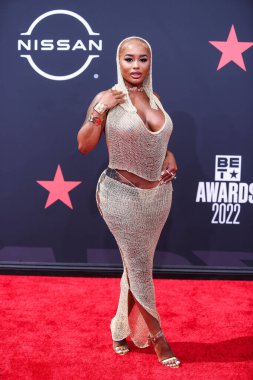 DreamDoll, 26 Haziran 2022 'de Los Angeles, Kaliforniya' da Microsoft Theater 'da düzenlenen BET Ödülleri' ne ulaştı..