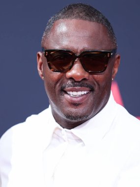 Idris Elba, 26 Haziran 2022 'de Los Angeles, Kaliforniya' da Microsoft Theater 'da düzenlenen BET Ödülleri' ne ulaştı..