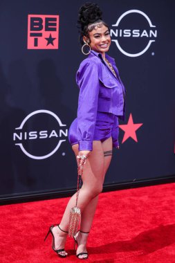 India Love, Los Angeles, Kaliforniya, ABD 'de 26 Haziran 2022' de Microsoft Theater 'da düzenlenen BET Ödülleri' ne ulaştı..