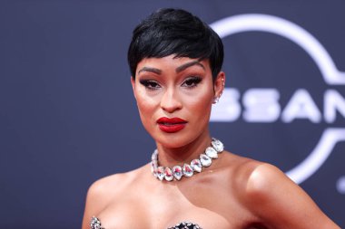 Janeisha John 26 Haziran 2022 'de Los Angeles, Kaliforniya' da Microsoft Theater 'da düzenlenen BET Ödülleri' ne ulaştı..