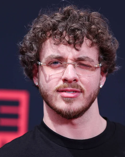 Rapper Americano Jack Harlow Vestindo Givenchy Chega Bet Awards 2022 — Fotografia de Stock