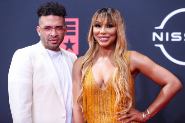 Jason Lee ve Tamar Braxton, 26 Haziran 2022 'de Los Angeles, Kaliforniya' da Microsoft Theater 'da düzenlenen BET Ödülleri' ne geldiler..