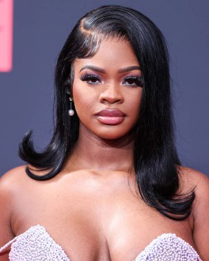 JT of City Girls, 26 Haziran 2022 'de Los Angeles, Kaliforniya' da Microsoft Theater 'da düzenlenen BET Ödülleri' ne ulaştı.. 