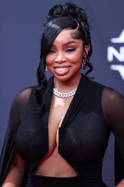 Light Skin Keisha, 26 Haziran 2022 'de Los Angeles, Kaliforniya' da Microsoft Theater 'da düzenlenen BET Ödülleri' ne ulaştı.. 
