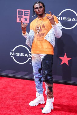 Pheelz, 26 Haziran 2022 'de Los Angeles, Kaliforniya' da Microsoft Theater 'da düzenlenen BET Ödülleri' ne ulaşır.. 