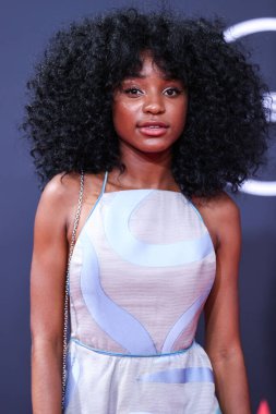 Saniyya Sidney, 26 Haziran 2022 'de Los Angeles, Kaliforniya' da Microsoft Theater 'da düzenlenen BET Ödülleri' ne ulaştı.. 