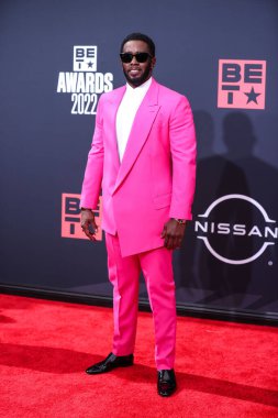 Sean Diddy Combs, 26 Haziran 2022 'de Los Angeles, Kaliforniya' da Microsoft Theater 'da düzenlenen BET Ödülleri' ne ulaştı..