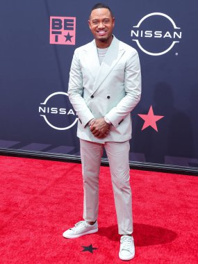 Terrence J, Los Angeles, Kaliforniya 'da 26 Haziran 2022' de Microsoft Theater 'da düzenlenen BET Ödülleri' ne ulaşır.. 