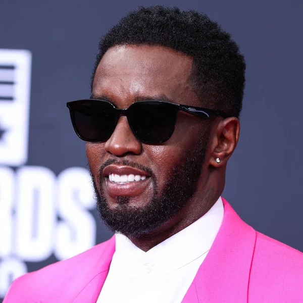 Sean Diddy Combs Llega Los Premios Bet 2022 Celebrados Microsoft — Foto de Stock