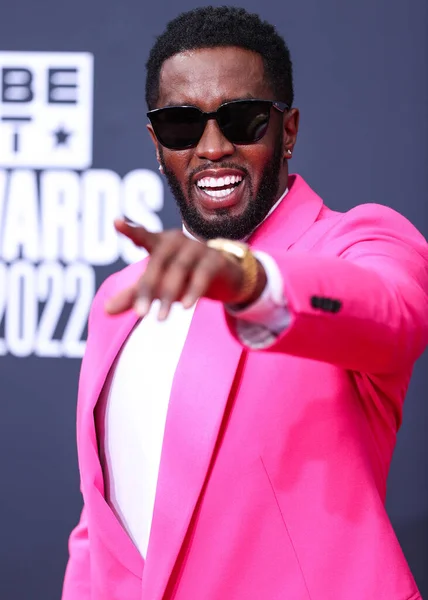 Sean Diddy Combs Llega Los Premios Bet 2022 Celebrados Microsoft — Foto de Stock