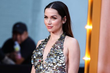 Louis Vuitton elbisesi giyen Kübalı aktris Ana de Armas, 13 Eylül 2022 'de Hollywood, Los Angeles, Kaliforniya, ABD' de bulunan TCL Çin Tiyatrosu IMAX 'te düzenlenen Netflix' in 'Blonde' adlı filminin Los Angeles galasına geldi.. 