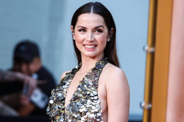 Louis Vuitton elbisesi giyen Kübalı aktris Ana de Armas, 13 Eylül 2022 'de Hollywood, Los Angeles, Kaliforniya, ABD' de bulunan TCL Çin Tiyatrosu IMAX 'te düzenlenen Netflix' in 'Blonde' adlı filminin Los Angeles galasına geldi..