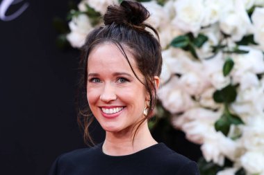 Amerikalı aktris Anna Camp 13 Eylül 2022 'de Hollywood, Los Angeles, Kaliforniya, ABD' deki TCL Çin Tiyatrosu IMAX 'te düzenlenen Netflix' in 'Blonde' nin Los Angeles prömiyerine geldi.. 