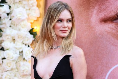 Amerikalı aktris Sara Paxton 13 Eylül 2022 'de Hollywood, Los Angeles, Kaliforniya, ABD' de bulunan TCL Çin Tiyatrosu IMAX 'te düzenlenen Netflix' in 'Blonde' nin Los Angeles galasına geldi.. 
