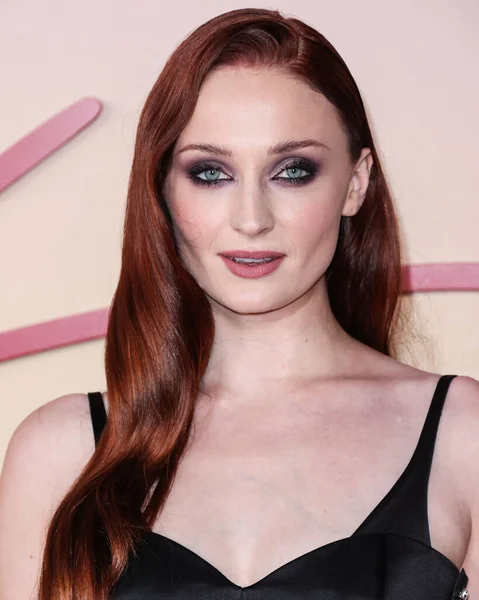 Engelse Actrice Sophie Turner Met Louis Vuitton Arriveert Het Los — Stockfoto