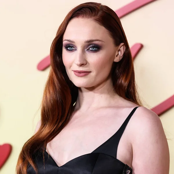 Engelse Actrice Sophie Turner Met Louis Vuitton Arriveert Het Los — Stockfoto