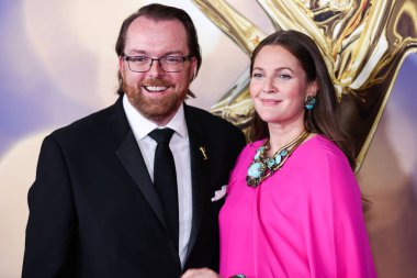 Amerikalı aktris Drew Barrymore, 24 Haziran 2022 'de Pasadena Kongre Merkezi' nde düzenlenen 49. Gündüz Emmy Ödülleri 'ne geldi..