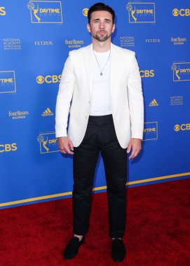 Billy Flynn 24 Haziran 2022 'de Pasadena, Los Angeles, Kaliforniya' da düzenlenen 49. Gündüz Emmy Ödülleri 'ne ulaşır..