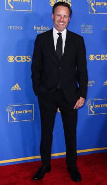 Chris Harrison 24 Haziran 2022 'de Pasadena, Los Angeles, Kaliforniya' da düzenlenen 49. Gündüz Emmy Ödülleri 'ne ulaşır.. 