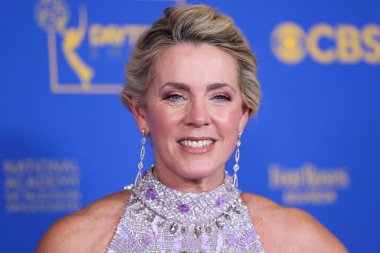 Deborah Norville, 24 Haziran 2022 'de Pasadena Kongre Merkezi' nde düzenlenen 49. Gündüz Emmy Ödülleri 'ne ulaştı.. 