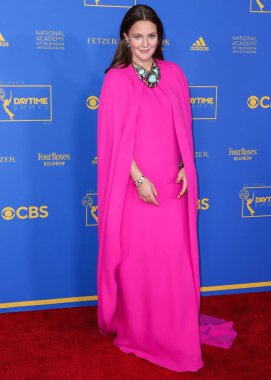 Amerikalı aktris Drew Barrymore, 24 Haziran 2022 'de Pasadena Kongre Merkezi' nde düzenlenen 49. Gündüz Emmy Ödülleri 'ne geldi..