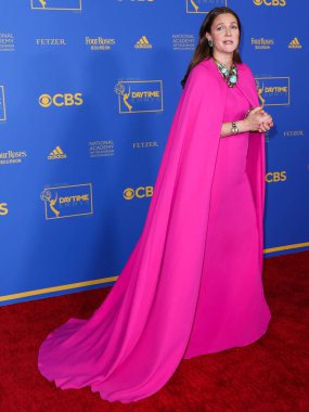 Amerikalı aktris Drew Barrymore, 24 Haziran 2022 'de Pasadena Kongre Merkezi' nde düzenlenen 49. Gündüz Emmy Ödülleri 'ne geldi..
