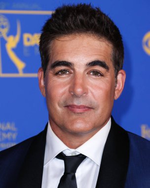 Galen Gering, 24 Haziran 2022 'de Pasadena Kongre Merkezi' nde düzenlenen 49. Gündüz Emmy Ödülleri 'ne geldi.