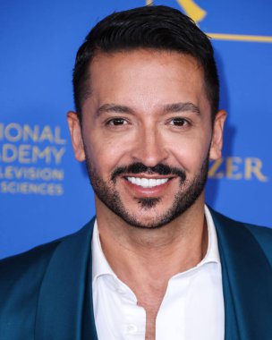 Jai Rodriguez, 24 Haziran 2022 'de Pasadena Kongre Merkezi' nde düzenlenen 49. Gündüz Emmy Ödülleri 'ne geldi..