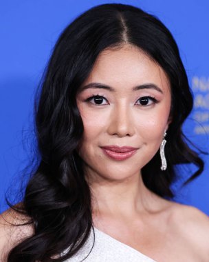 Kelsey Wang, 24 Haziran 2022 'de Pasadena Kongre Merkezi' nde düzenlenen 49. Gündüz Emmy Ödülleri 'ne ulaştı.. 