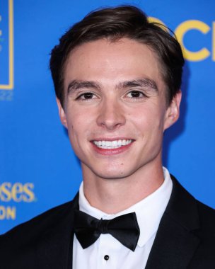 Nicholas Chavez, 24 Haziran 2022 'de Pasadena Kongre Merkezi' nde düzenlenen 49. Gündüz Emmy Ödülleri 'ne geldi.. 