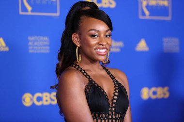 Sydney Mikayla, 24 Haziran 2022 'de Pasadena Kongre Merkezi' nde düzenlenen 49. Gündüz Emmy Ödülleri 'ne geldi.. 