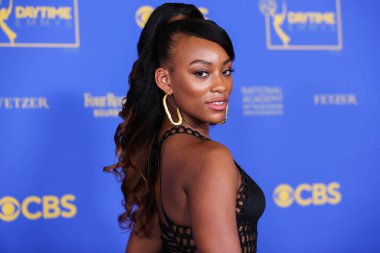 Sydney Mikayla, 24 Haziran 2022 'de Pasadena Kongre Merkezi' nde düzenlenen 49. Gündüz Emmy Ödülleri 'ne geldi.. 