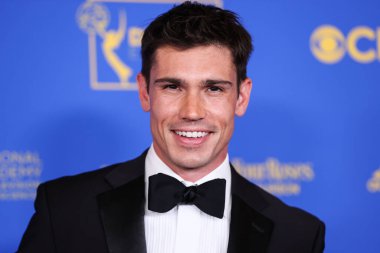 Tanner Novlan, 24 Haziran 2022 tarihinde Pasadena, Los Angeles, Kaliforniya 'da düzenlenen 49. Gündüz Emmy Ödülleri' ne ulaştı.. 