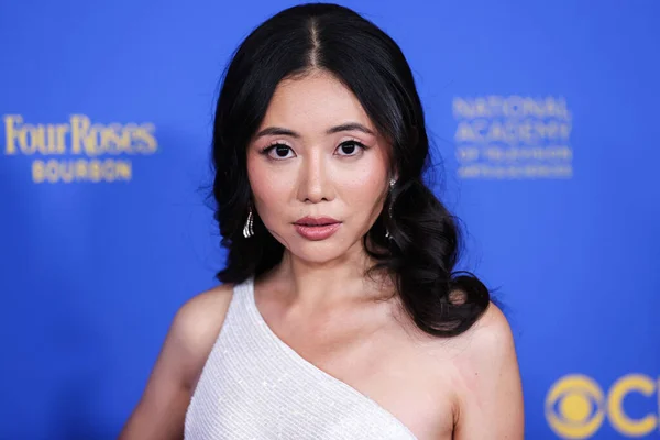 Kelsey Wang Přijíždí 49Th Daytime Emmy Awards Konané Pasadena Convention — Stock fotografie