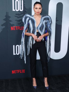 Amerikalı aktris Jurnee Smollett Ronald Van Der Kemp kılığında Le Silla topuklu ve Yeprem küpeli olarak Netflix 'in 15 Eylül 2022' de Netflix Tudum Tiyatrosu 'nda düzenlenen' Lou 'filminin Los Angeles galasına geldi..