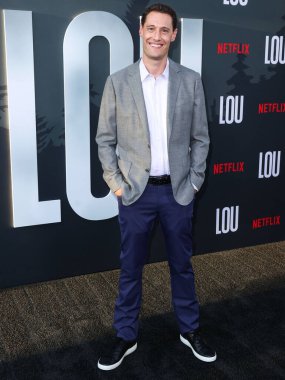 Amerikalı romancı ve senarist Jon Cohen, Netflix 'in' Lou 'sunun Los Angeles galasına 15 Eylül 2022' de Hollywood, Los Angeles, Kaliforniya, ABD 'deki Netflix Tudum Tiyatrosu' na geldi..