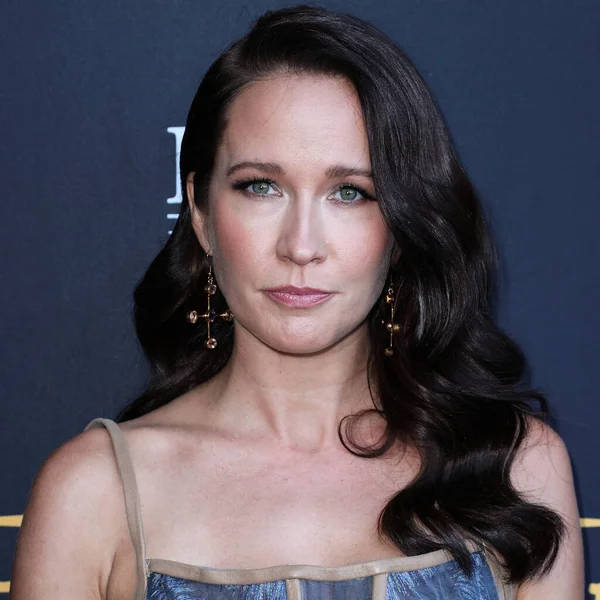 Amerikalı aktris Anna Camp, 23 Haziran 2022 'de ABD' nin Kaliforniya eyaletinin Los Angeles şehrindeki Harmony Gold Tiyatrosu 'nda düzenlenen RLJE Filmcilik' in Los Angeles prömiyerine geldi.. 