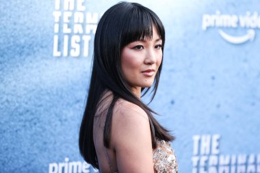 Falguni Shane Peacock 'u giyen Amerikalı aktris Constance Wu, 22 Haziran 2022' de ABD 'nin Los Angeles şehrinde düzenlenen Amazon Prime Video' nun 'The Terminal List' 1. sezonuna geldi.