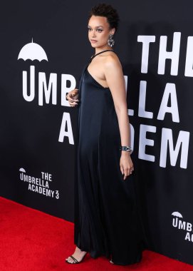 Kanadalı aktris Britne Oldford, Netflix 'in 