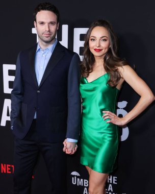 Kanadalı aktör Jake Epstein ve eşi Vanessa Smythe Netflix 'in 