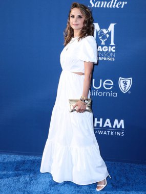 Amerikalı aktris Rachael Leigh Cook, Los Angeles Dodgers Vakfı 'na (LADF) 16 Haziran 2022 tarihinde Dodger Stadyumu' nda düzenlenen yıllık Mavi Elmas Galası 'na geldi..