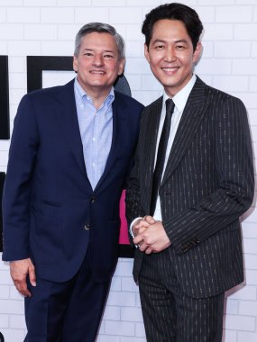 Netflix 'in eş genel müdürü ve Genel Sekreteri Ted Sarandos ve Güney Koreli aktör Lee Jung-jae, Netflix' in Los Angeles FYSEE FYSEE özel etkinliğine 12 Haziran 2022 'de Los Angeles, Kaliforniya, ABD' de katıldılar.. 