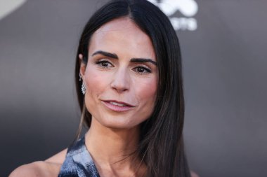 Amerikalı aktris Jordana Brewster, 11 Haziran 2022 'de Universal Studios Backlot' ta düzenlenen Charlize Theron Africa Yardım Projesine (CTAOP) geldi.