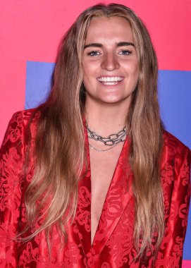 Avustralyalı şarkıcı G Flip (Georgia Claire Flipo), 11 Haziran 2022 'de Los Angeles Los Angeles' ta düzenlenen G 'Day AAA (Amerikan Avustralya Birliği) Sanat Galası 2022' ye gelir..