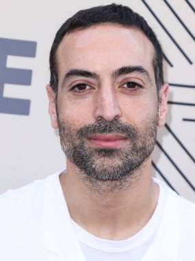 Suudi film yapımcısı Muhammed Al Turki, Sean Penn ve Ann Lee 'nin ev sahipliği yaptığı 2022 CORE Gala' sına (eski adıyla J / P Haitili Yardım Örgütü) 10 Haziran 2022 'de Hollywood Paladyumu' na geldi..