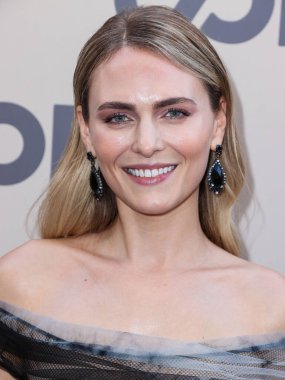 İngiliz aktris Francesca Dutton, 10 Haziran 2022 'de Hollywood Palladium' da düzenlenen Sean Penn ve Ann Lee (eski adıyla J / P Haitili Yardım Örgütü) tarafından sunulan 2022 CORE Gala 'sına geldi.. 