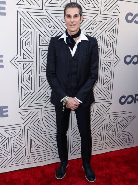 Amerikalı şarkıcı ve söz yazarı Perry Farrell, Sean Penn ve Ann Lee 'nin sunduğu 2022 CORE Gala' sına (eski adıyla J / P Haitili Yardım Örgütü) 10 Haziran 2022 'de Hollywood Palladium' da, Los Angeles, Kaliforniya, ABD 'de gerçekleşti..