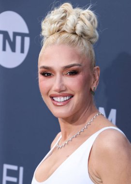Amerikalı şarkıcı Gwen Stefani, 9 Haziran 2022 'de Dolby Tiyatrosu' nda düzenlenen 48. AFI Yaşam Boyu Başarı Ödülüne ulaştı..