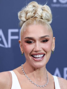 Amerikalı şarkıcı Gwen Stefani, 9 Haziran 2022 'de Dolby Tiyatrosu' nda düzenlenen 48. AFI Yaşam Boyu Başarı Ödülüne ulaştı..