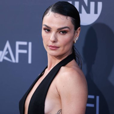 Brezilyalı aktris Isis Valverde, 9 Haziran 2022 'de Hollywood, Los Angeles, Kaliforniya, ABD' de düzenlenen Dolby Tiyatrosu 'nda düzenlenen 48. AFI Yaşam Başarı Ödülüne layık görüldü..